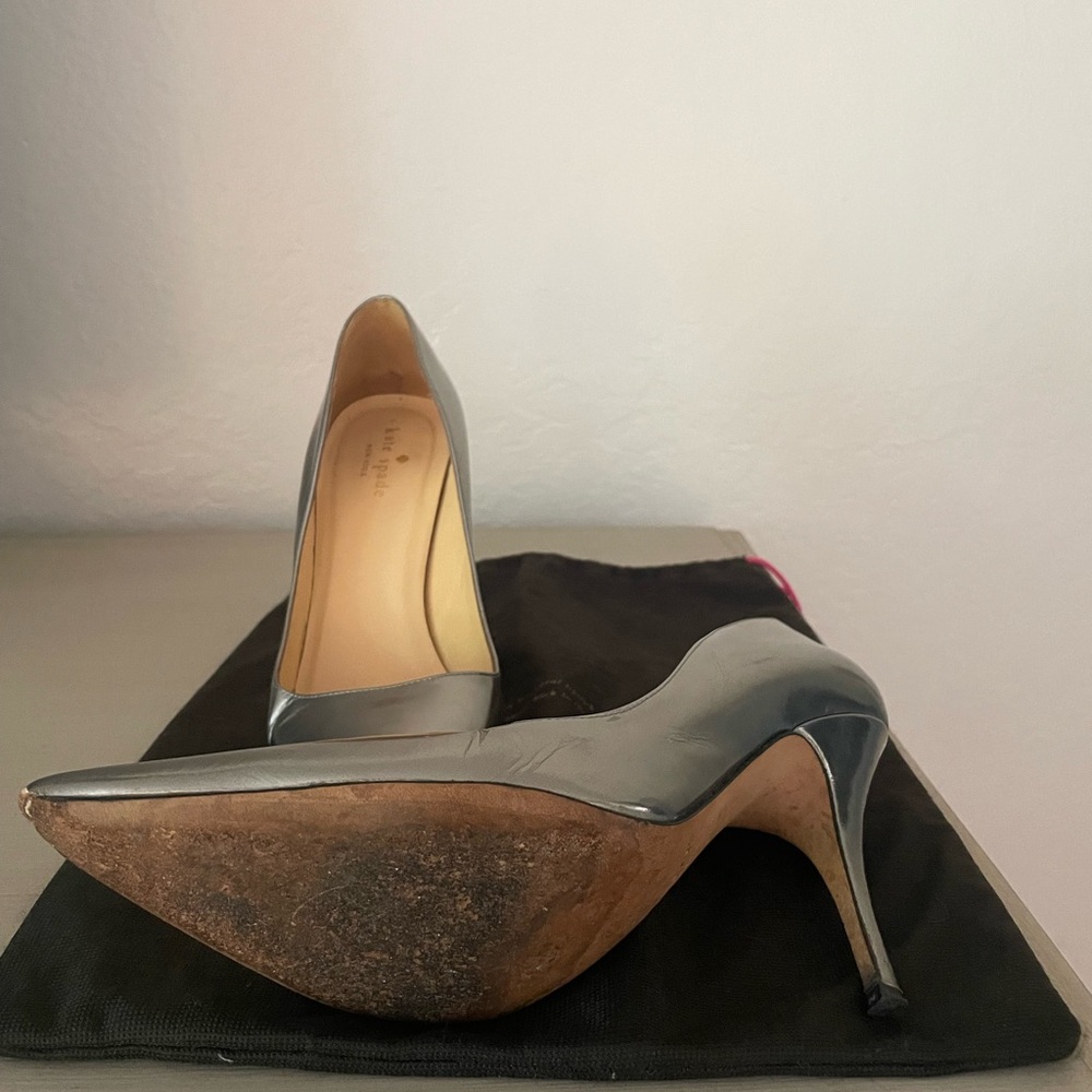 Kate Spade, Size 9, Silver metallic stiletto